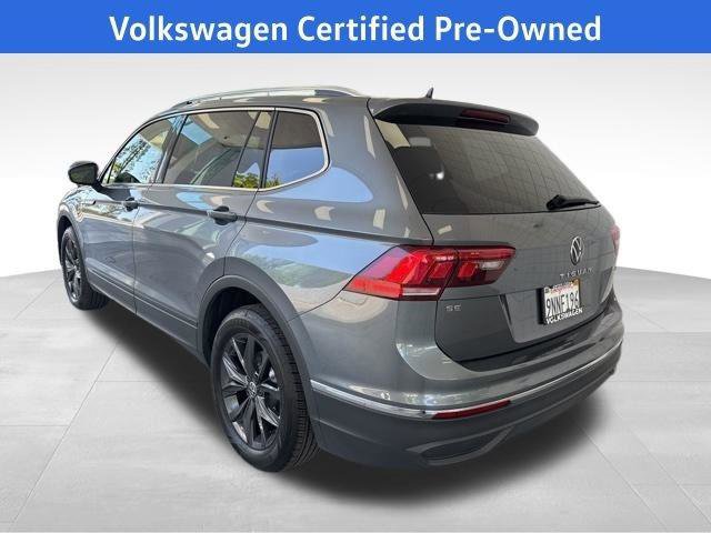 Used 2024 Volkswagen Tiguan SE w/ Panoramic Sunroof Package AWD/4WD image 9