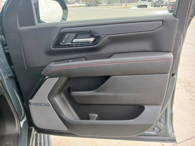 New 2026 GMC Yukon AT4 Ultimate w/ LPO, Illumination Package AWD/4WD image 17