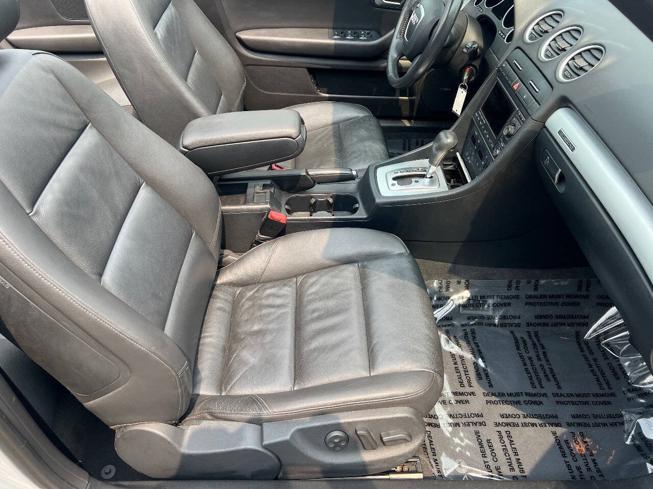Used 2009 Audi A4 2.0T AWD/4WD image 17