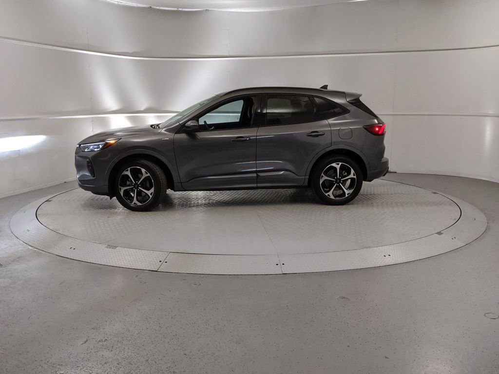 Certified 2024 Ford Escape ST-Line Elite image 5