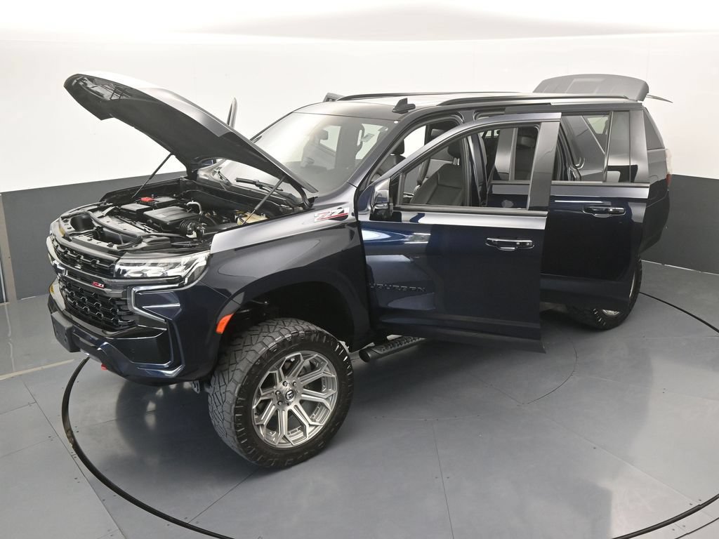 Used 2022 Chevrolet Suburban Z71 w/ Luxury Package AWD/4WD image 79