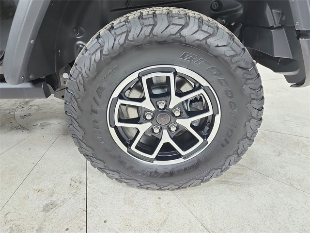Used 2025 Jeep Wrangler Unlimited Rubicon image 41