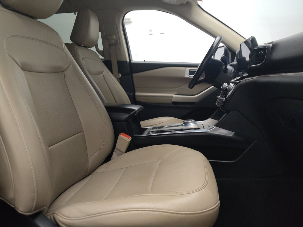 Used 2023 Ford Explorer Limited w/ Equipment Group 301A RWD image 21