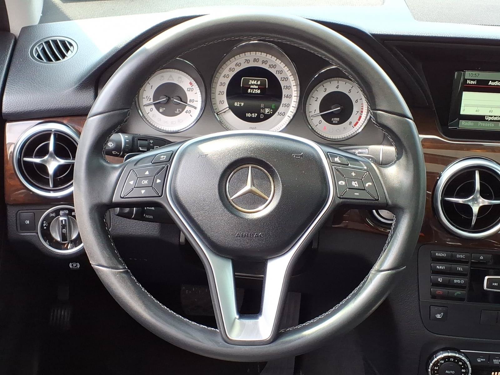 Used 2015 Mercedes-Benz GLK 350 4MATIC image 19