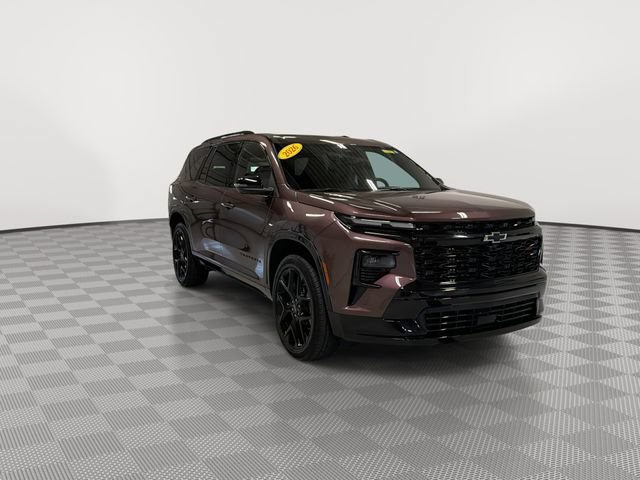 Certified 2026 Chevrolet Traverse RS w/ LPO, Floor Liner Package FWD image 2
