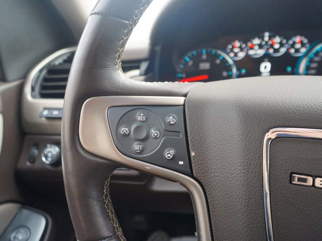 Used 2019 GMC Yukon Denali w/ Denali Ultimate Package image 23