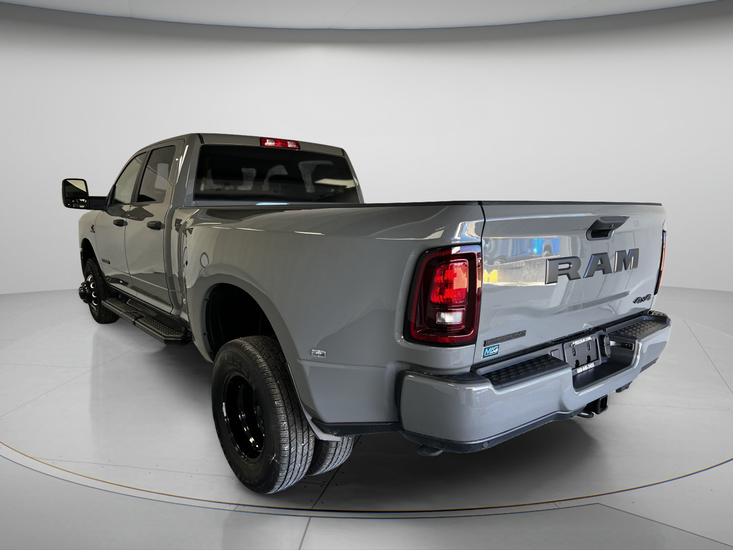 New 2027 RAM 3500 Big Horn AWD/4WD image 6