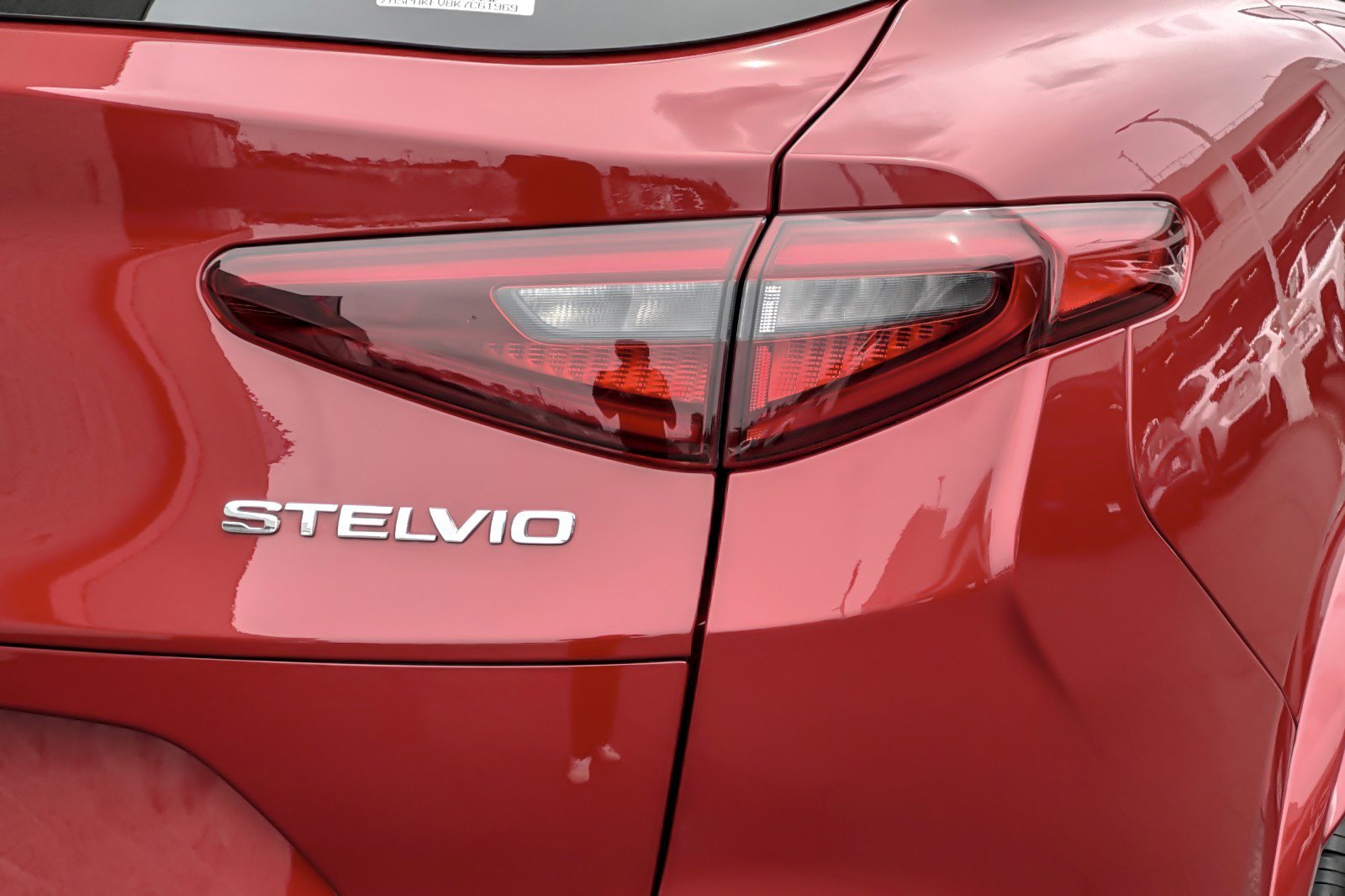 Used 2019 Alfa Romeo Stelvio Quadrifoglio w/ Driver Assist Dynamic Package image 27