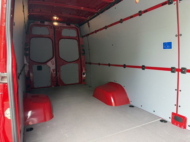 Used 2025 Mercedes-Benz Sprinter 3500 image 22