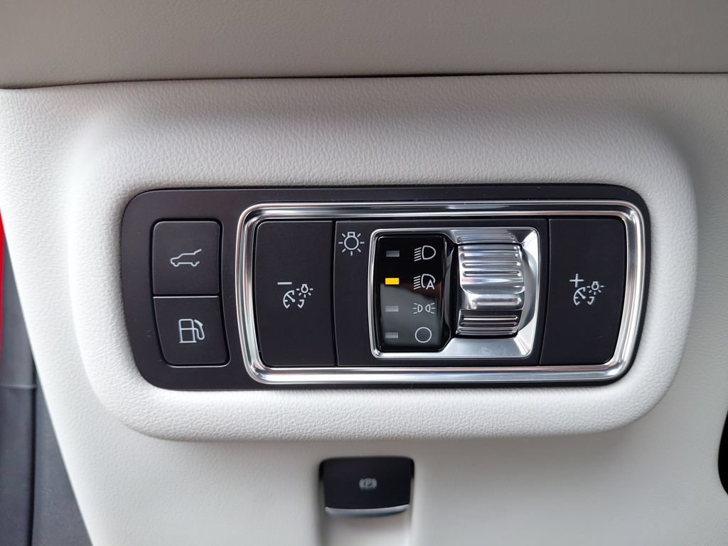 New 2026 Lincoln Nautilus Premier w/ Equipment Group 102A AWD/4WD image 13