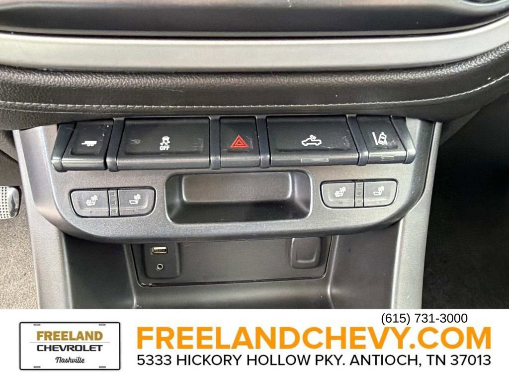 Used 2015 GMC Canyon SLT image 38