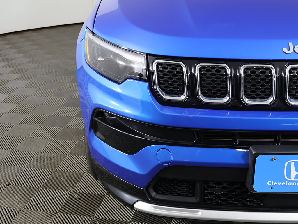 Used 2023 Jeep Compass Limited w/ Elite Group AWD/4WD image 12