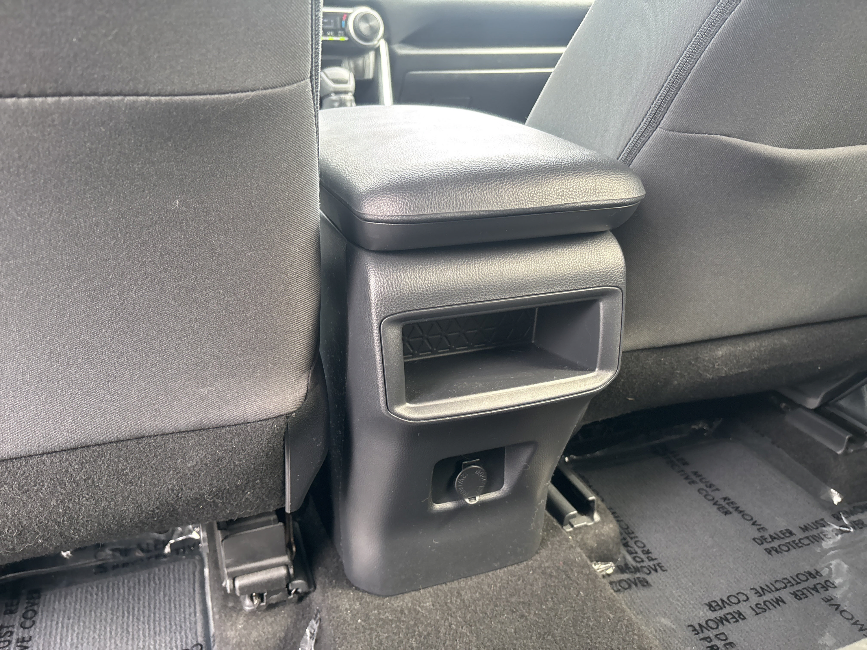 Used 2019 Toyota RAV4 LE w/ Carpet Mat Package FWD image 20
