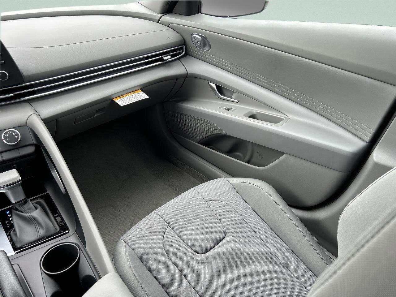 New 2026 Hyundai Elantra SEL Sport Premium FWD image 21