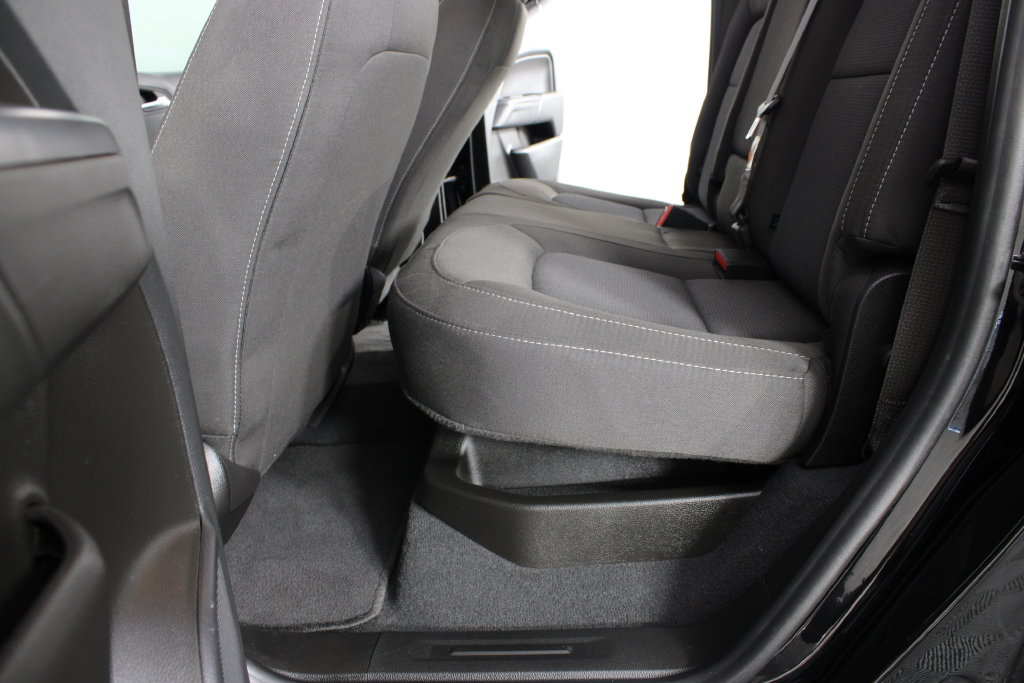 Used 2022 Chevrolet Colorado LT AWD/4WD image 16