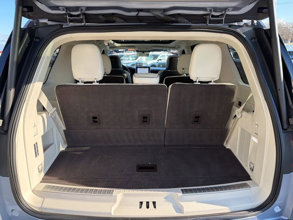 Used 2021 Lincoln Navigator Black Label AWD/4WD image 18