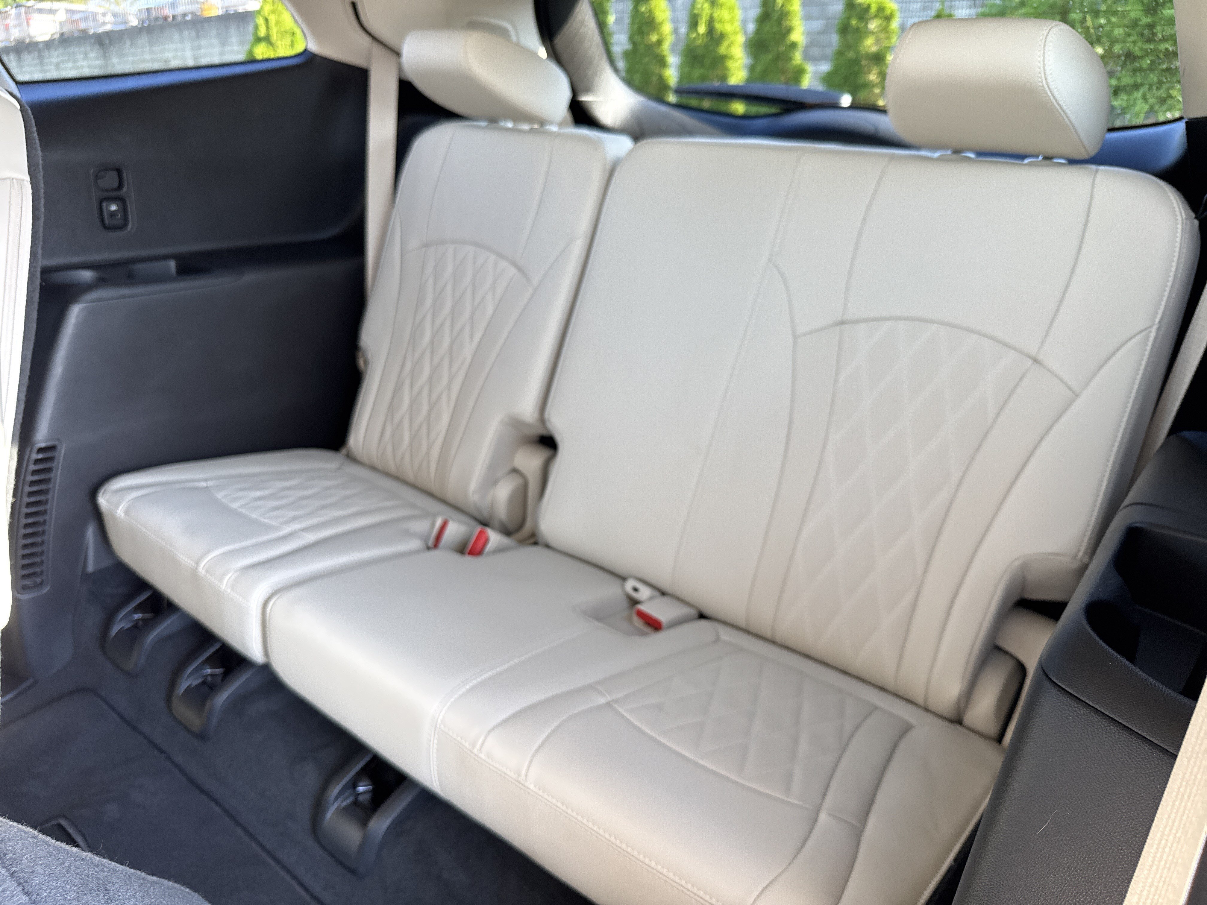 Used 2023 Buick Enclave Avenir w/ Avenir Technology Package FWD image 32