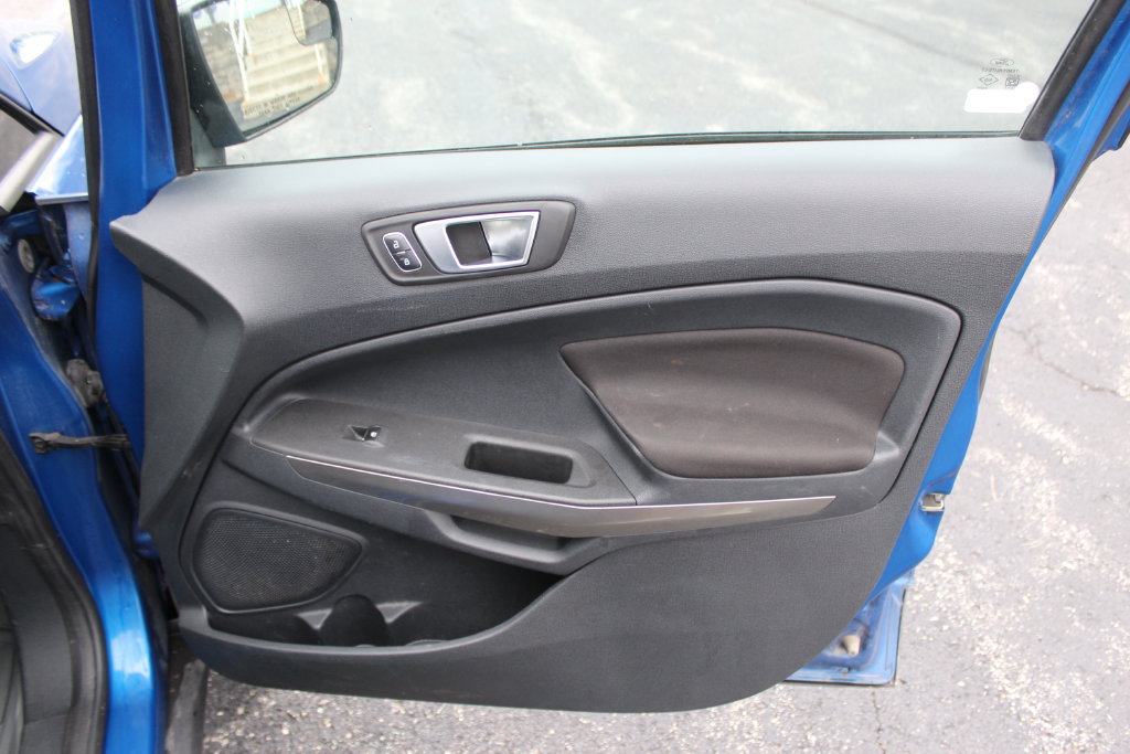 Used 2018 Ford EcoSport SE FWD image 11