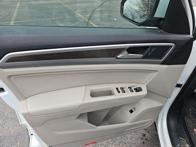 Used 2018 Volkswagen Atlas SEL image 19
