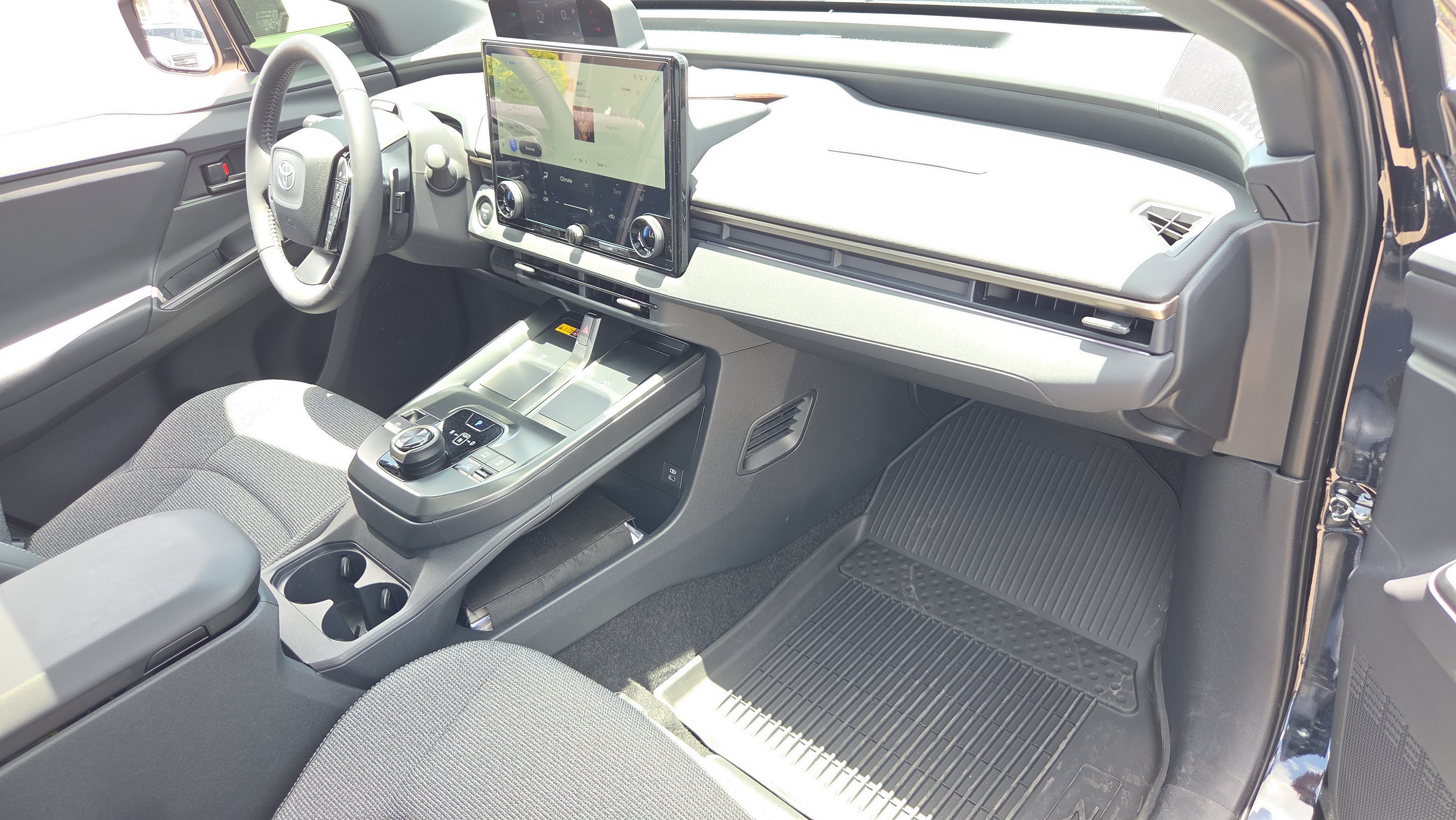 Certified 2026 Toyota bZ AWD/4WD image 29