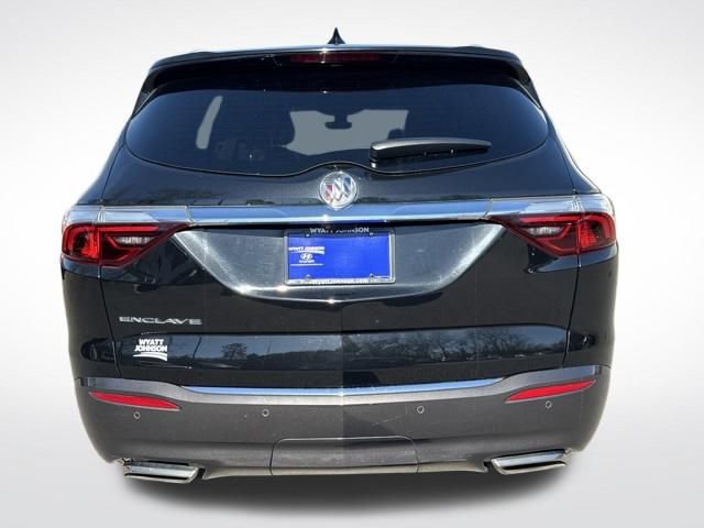 Used 2024 Buick Enclave Premium image 4