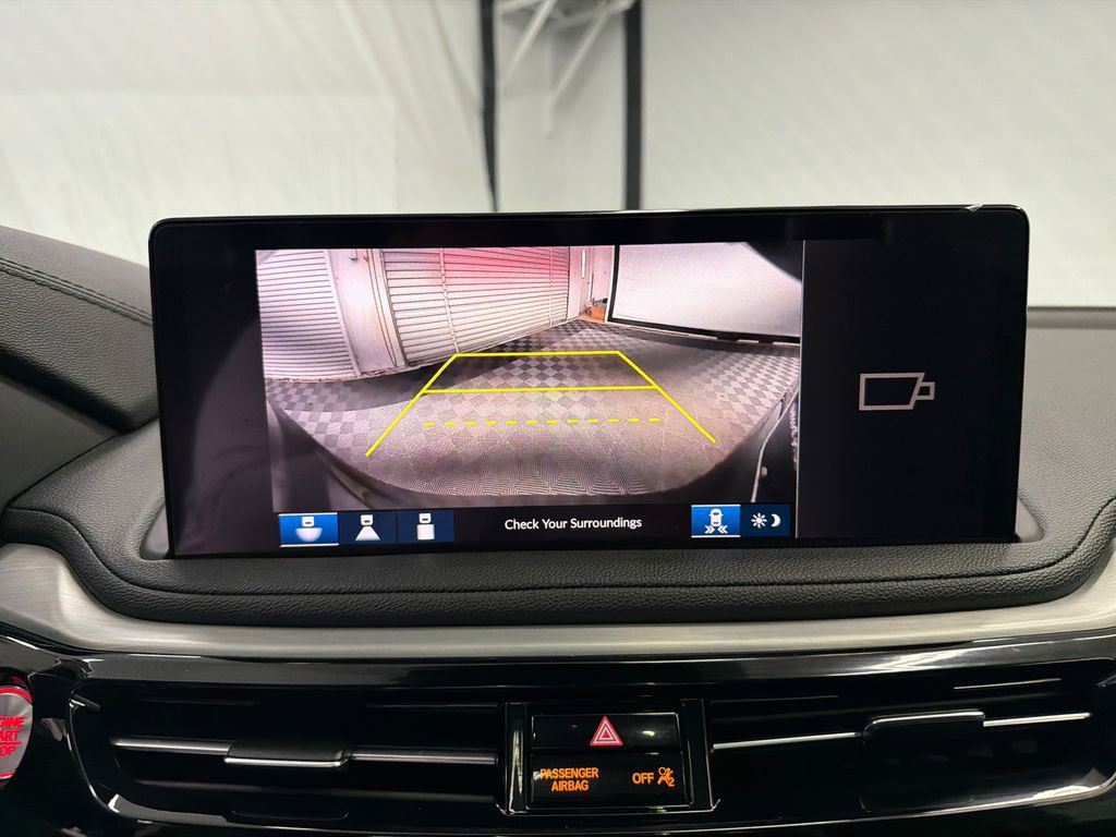 Used 2025 Acura MDX SH-AWD image 33