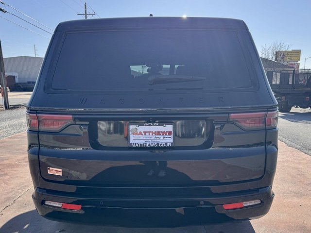 Used 2023 Jeep Wagoneer Series II image 6