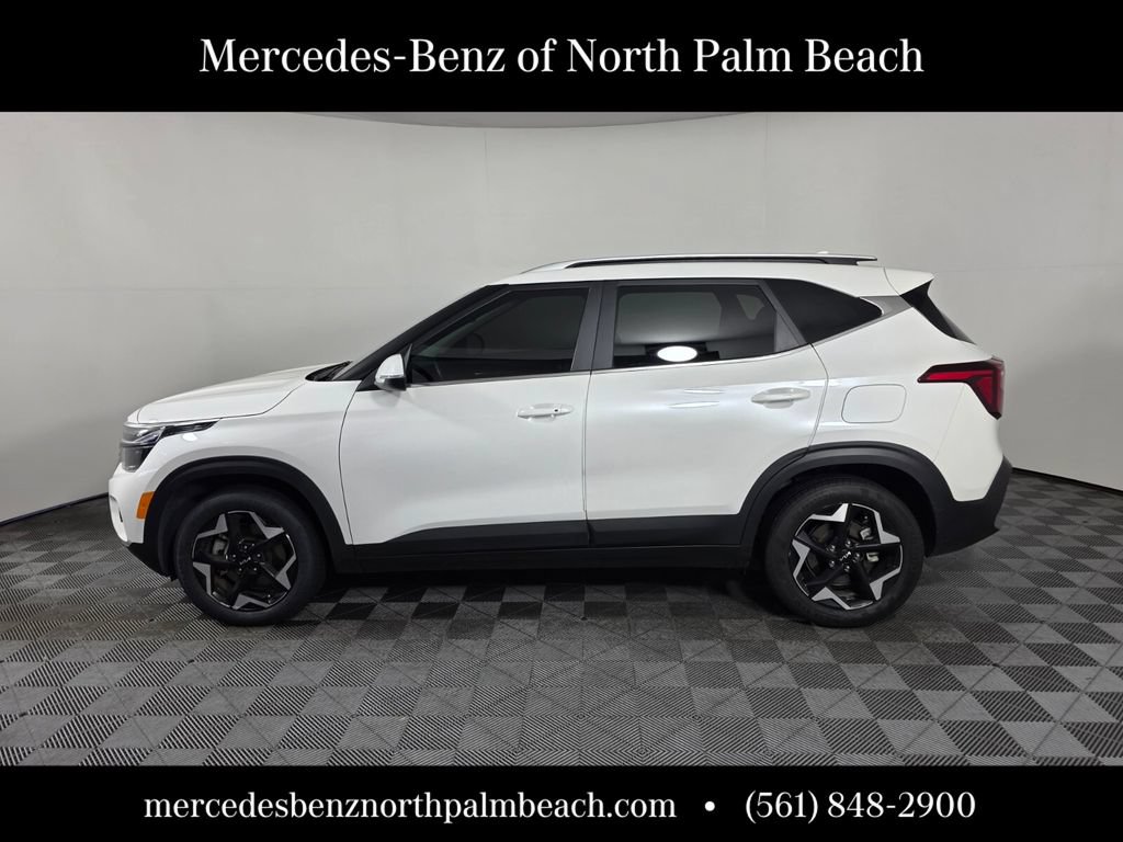 Used 2024 Kia Seltos EX AWD/4WD image 3