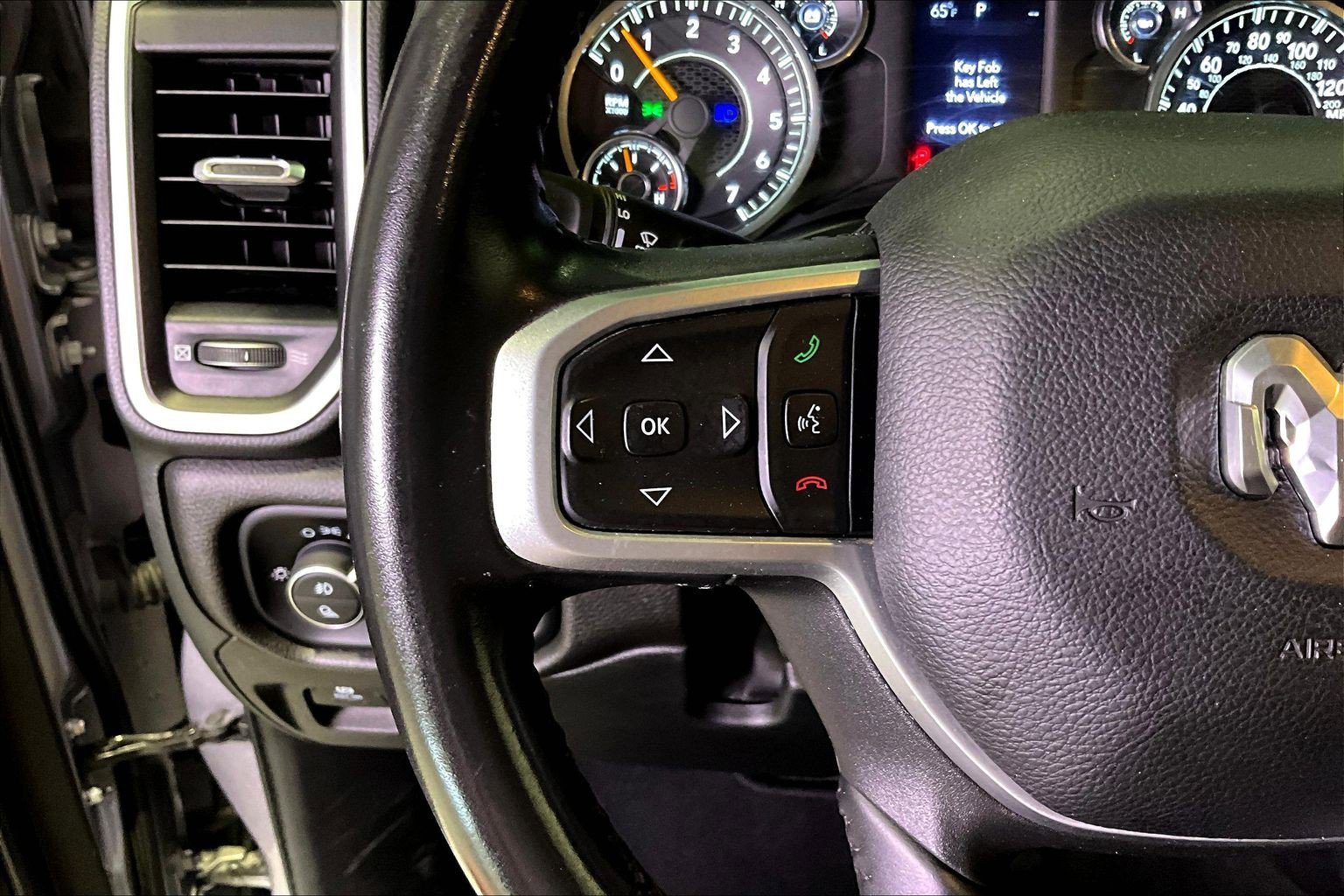 Used 2022 RAM 1500 Big Horn AWD/4WD image 13