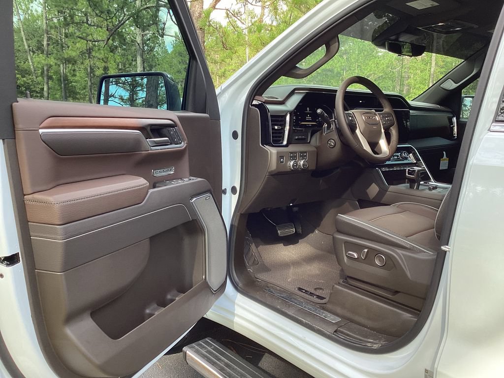 New 2026 GMC Sierra 1500 Denali w/ Denali Reserve Package AWD/4WD image 11