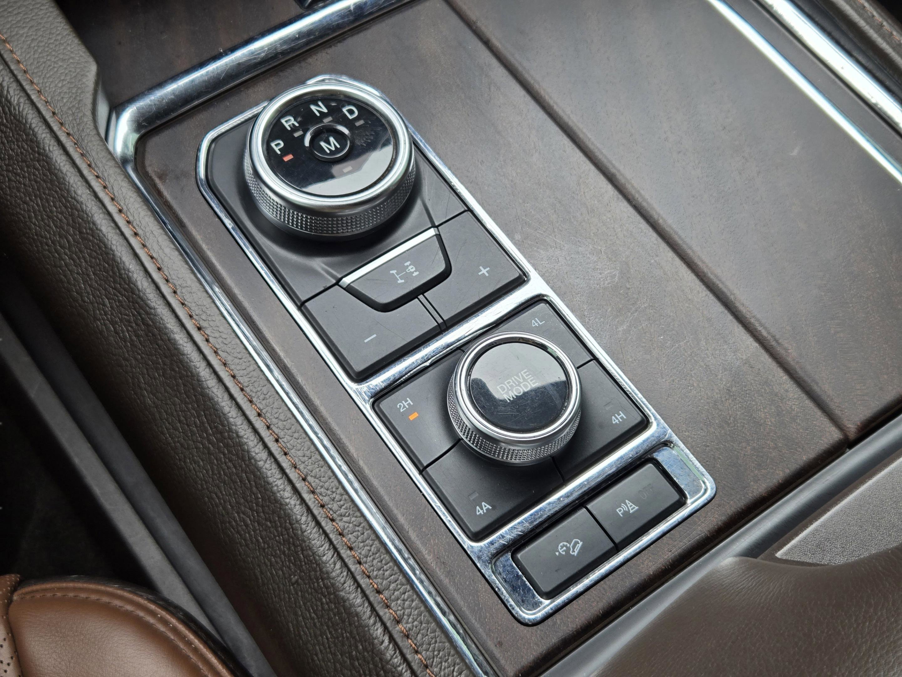 Used 2023 Ford Expedition King Ranch AWD/4WD image 16