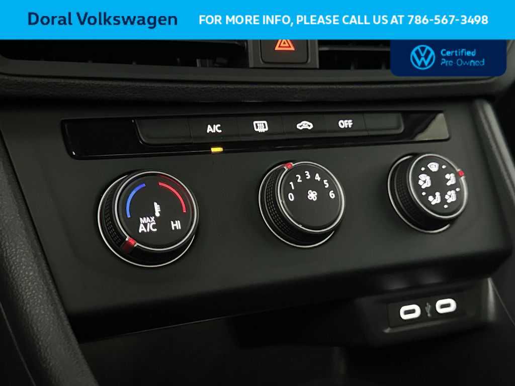 Certified 2023 Volkswagen Jetta Sport FWD image 20