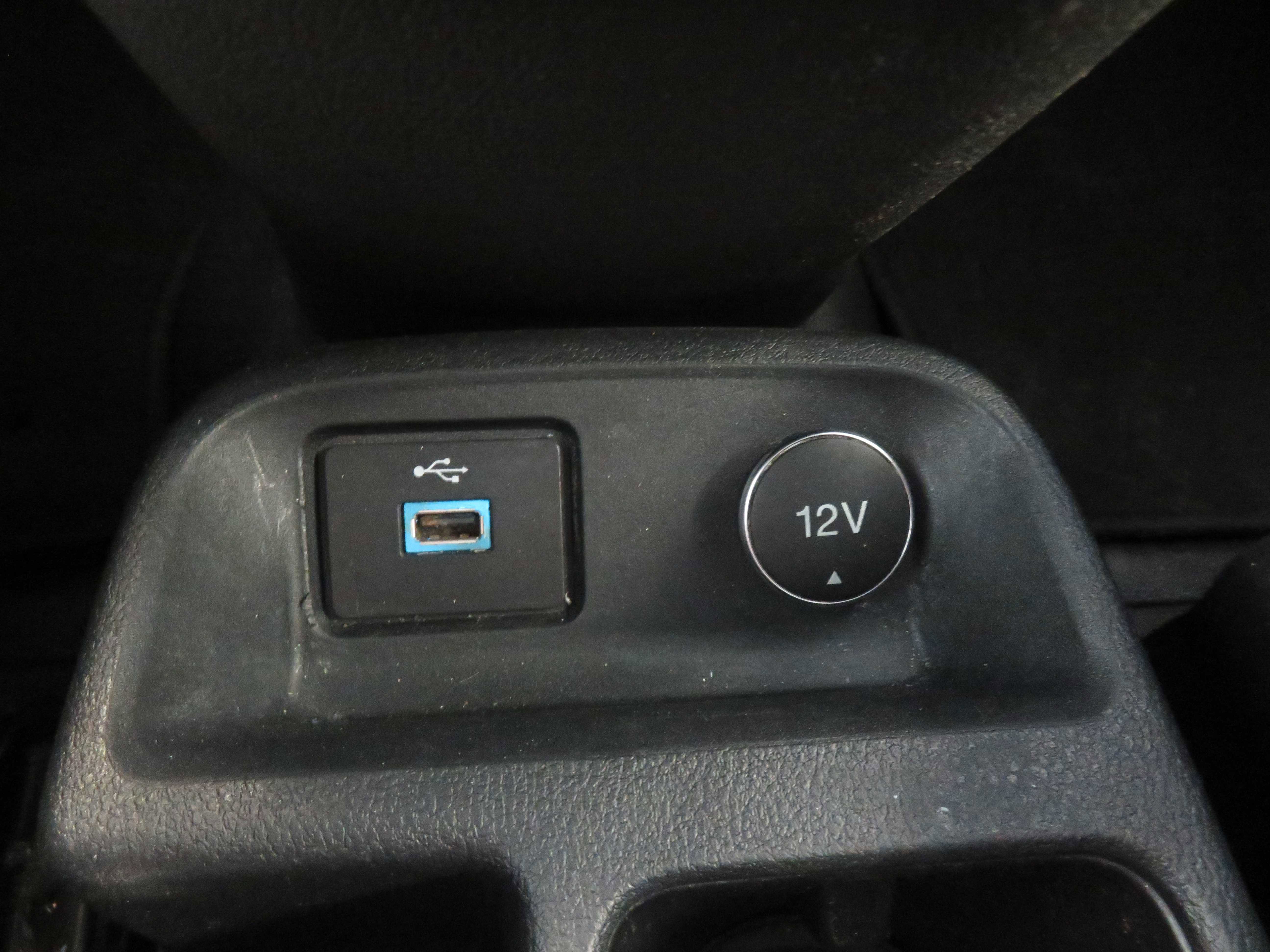 Used 2020 Ford Transit Connect XL image 52