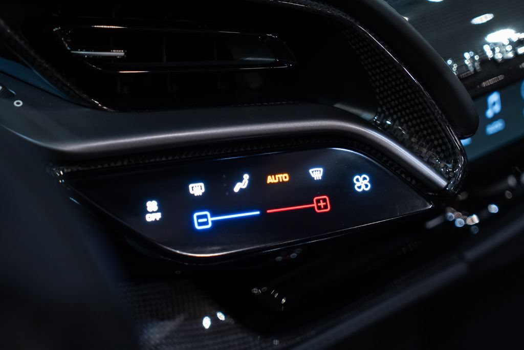 Certified 2022 Ferrari SF90 Spider AWD/4WD image 35