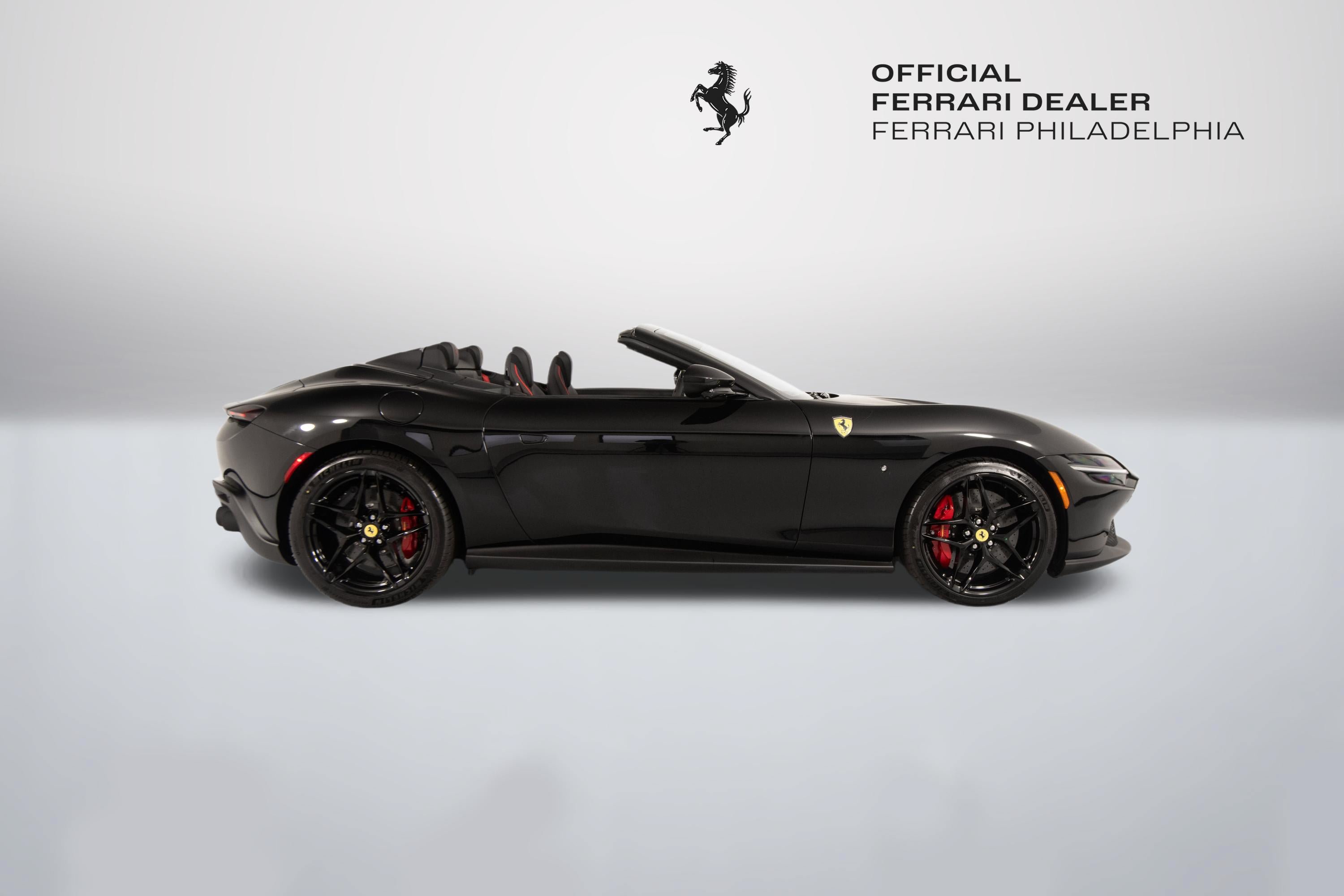 Used 2026 Ferrari Roma Spider RWD image 9