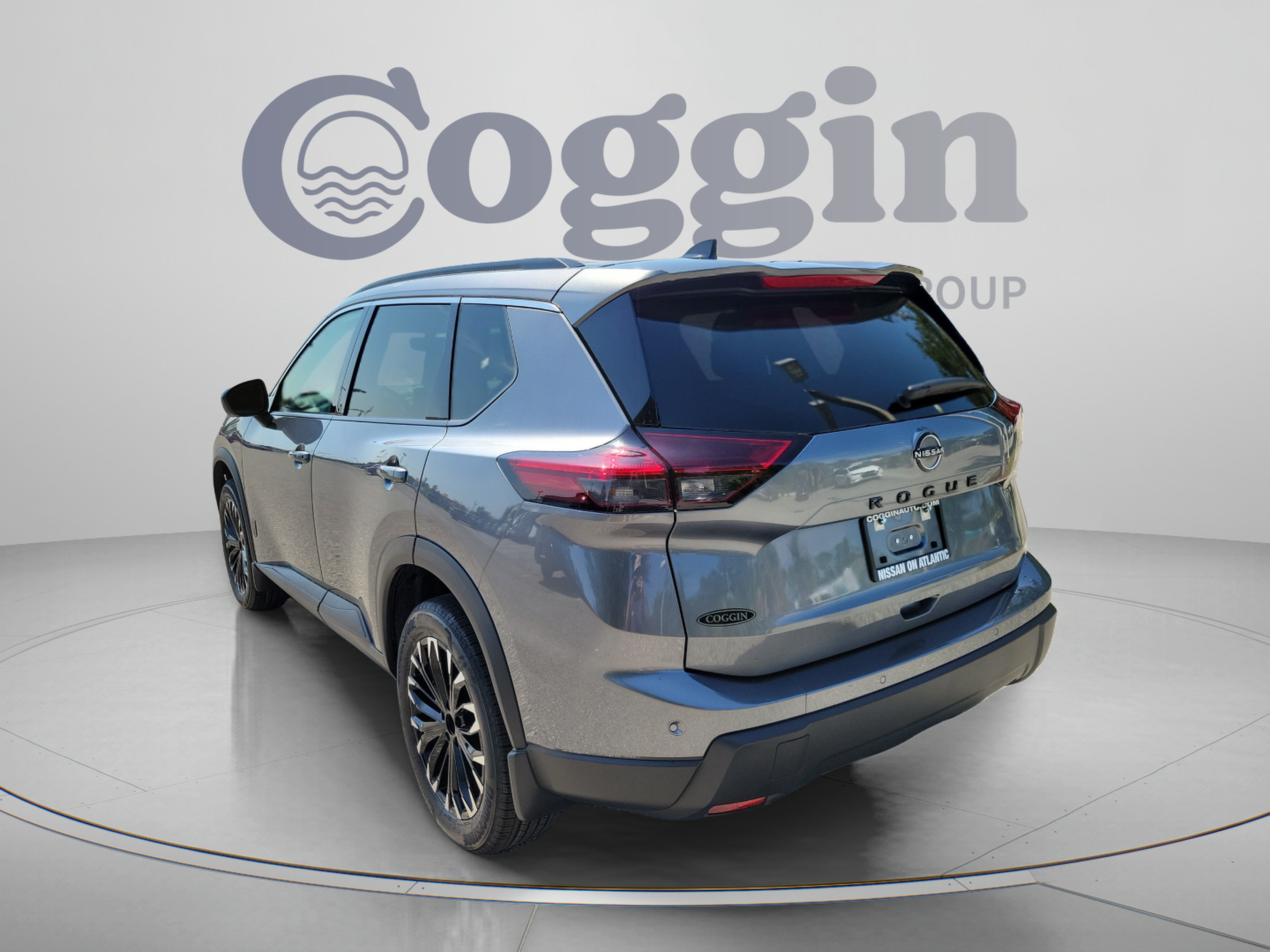 New 2026 Nissan Rogue Dark Armor FWD image 3