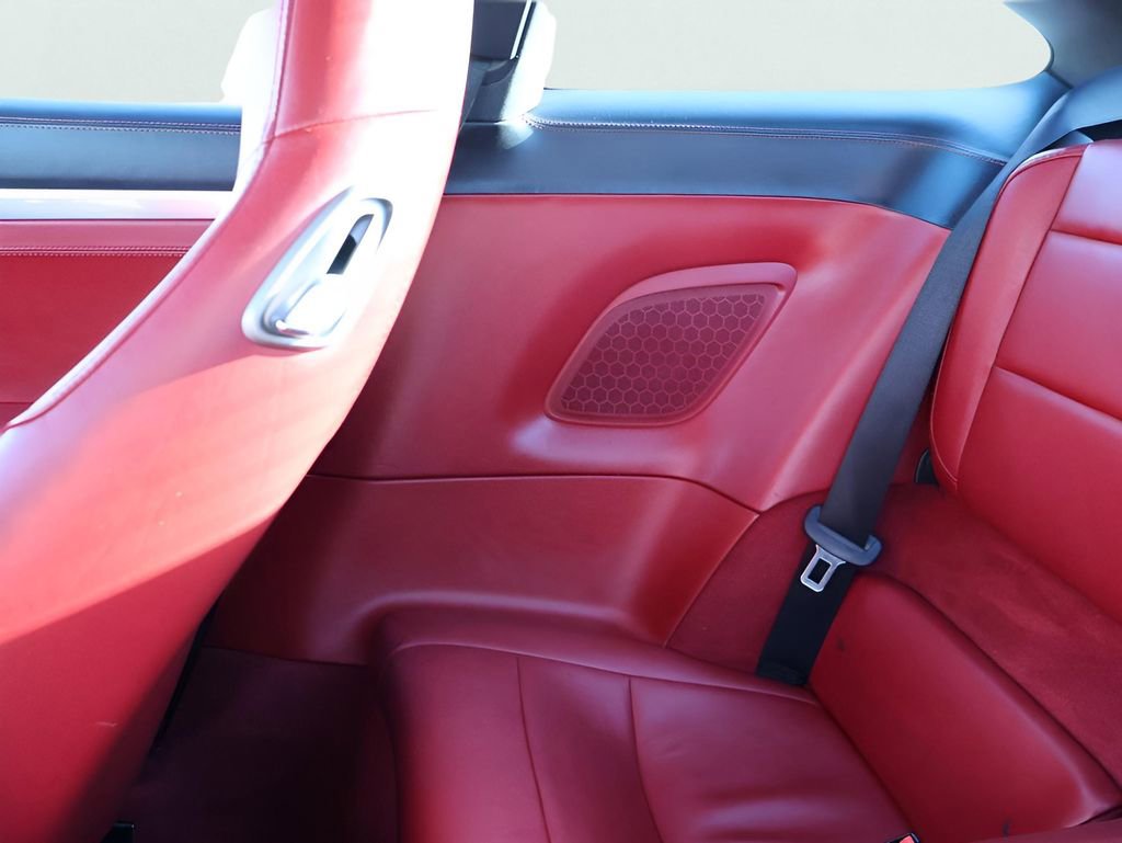 Used 2015 Porsche 911 Turbo image 20