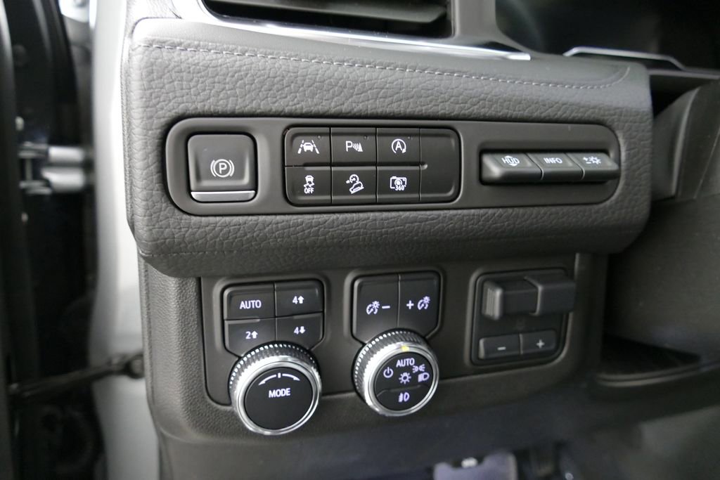 Used 2024 GMC Yukon Denali w/ Max Trailering Package AWD/4WD image 21