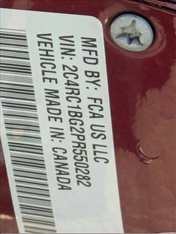 Used 2023 Chrysler Pacifica Touring-L image 22