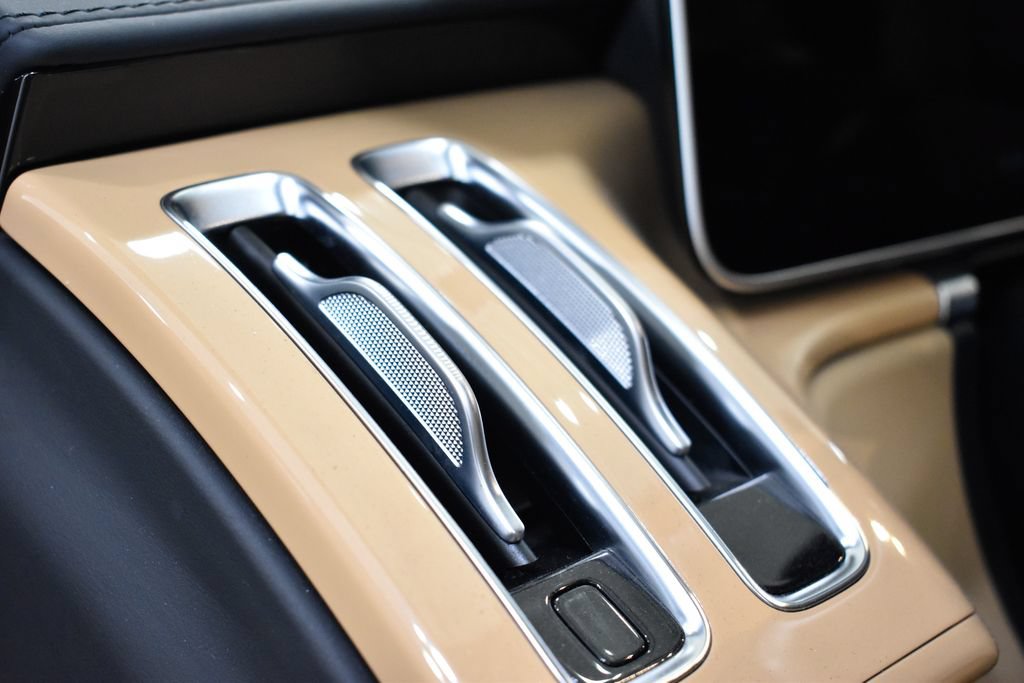 Certified 2023 Mercedes-Benz Maybach S 680 4MATIC image 19