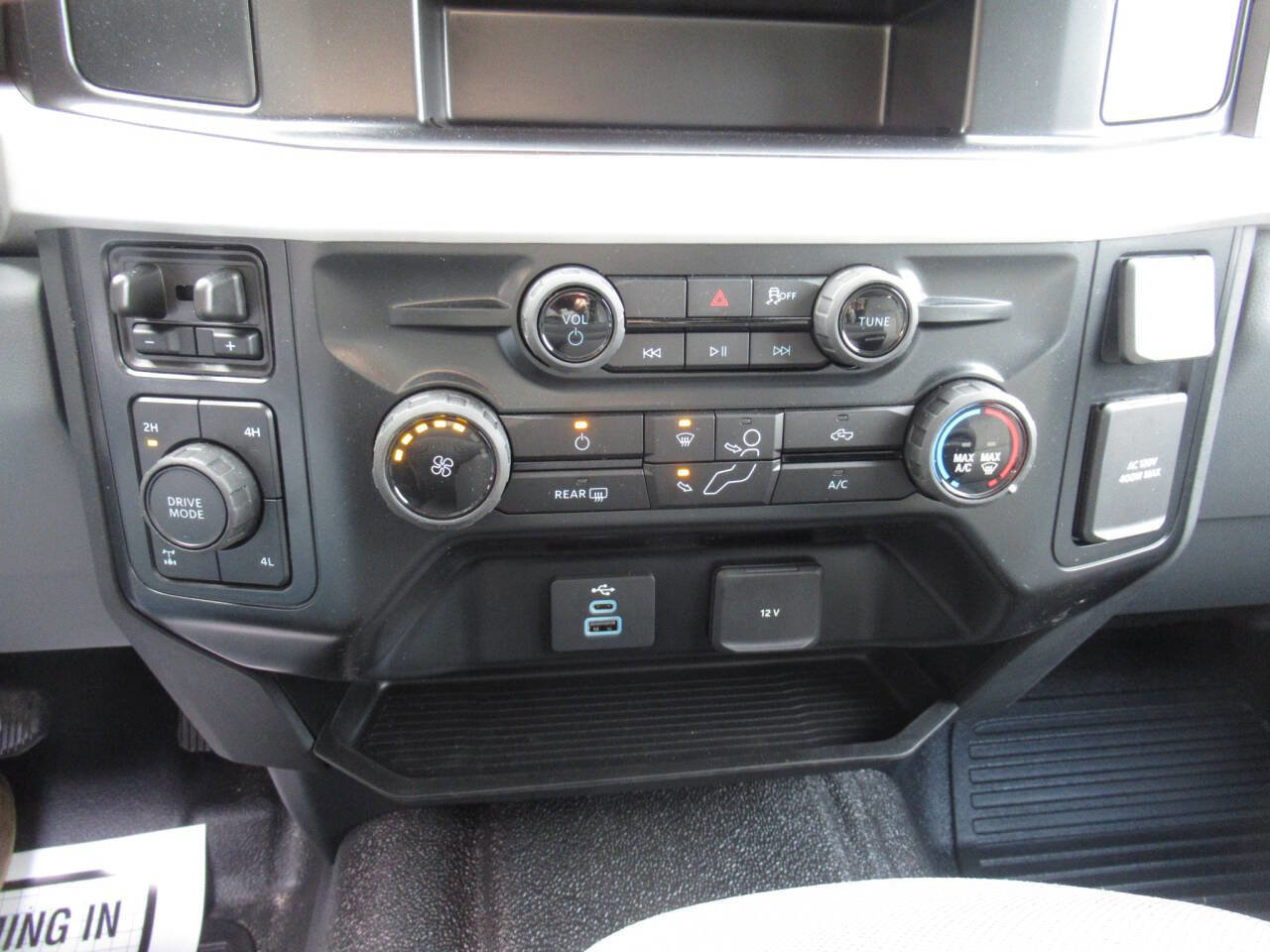 Used 2026 Ford F350 XL w/ XL Chrome Package image 25