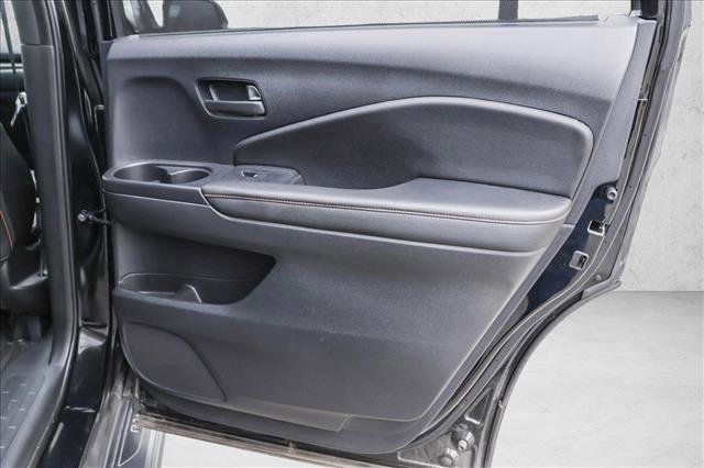 Certified 2025 Honda Passport TrailSport image 27