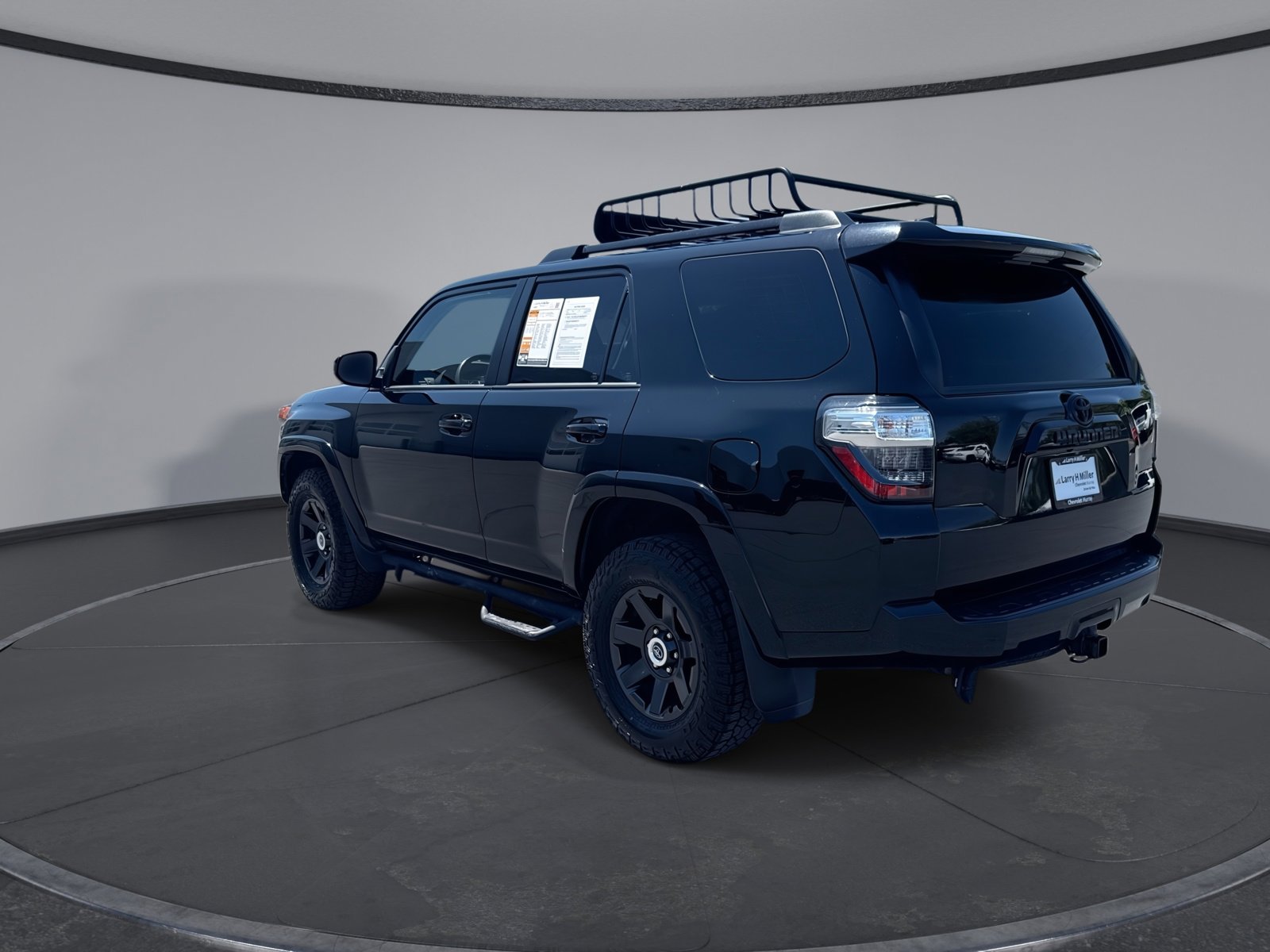 Used 2022 Toyota 4Runner Trail Special Edition AWD/4WD image 11
