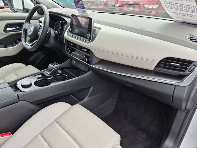 Used 2023 Nissan Rogue SV w/ SV Premium B Package AWD/4WD image 31