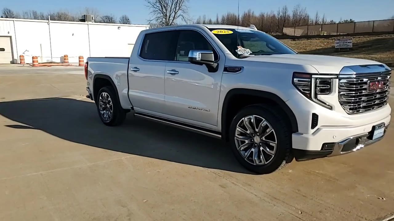Certified 2025 GMC Sierra 1500 Denali w/ Denali Reserve Package image 2