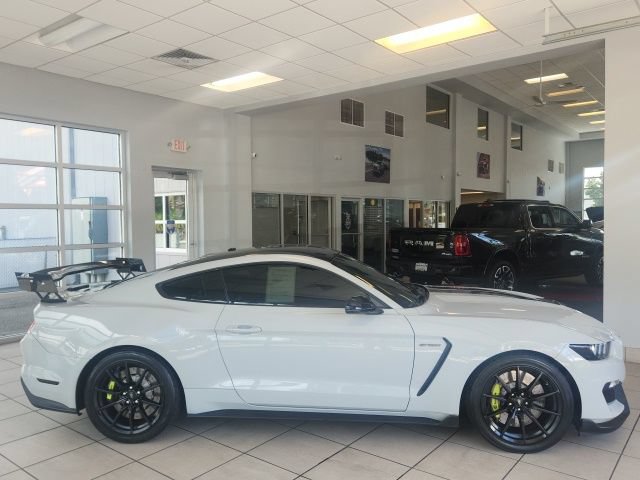 Used 2016 Ford Mustang Shelby GT350 w/ Technology Package RWD image 14