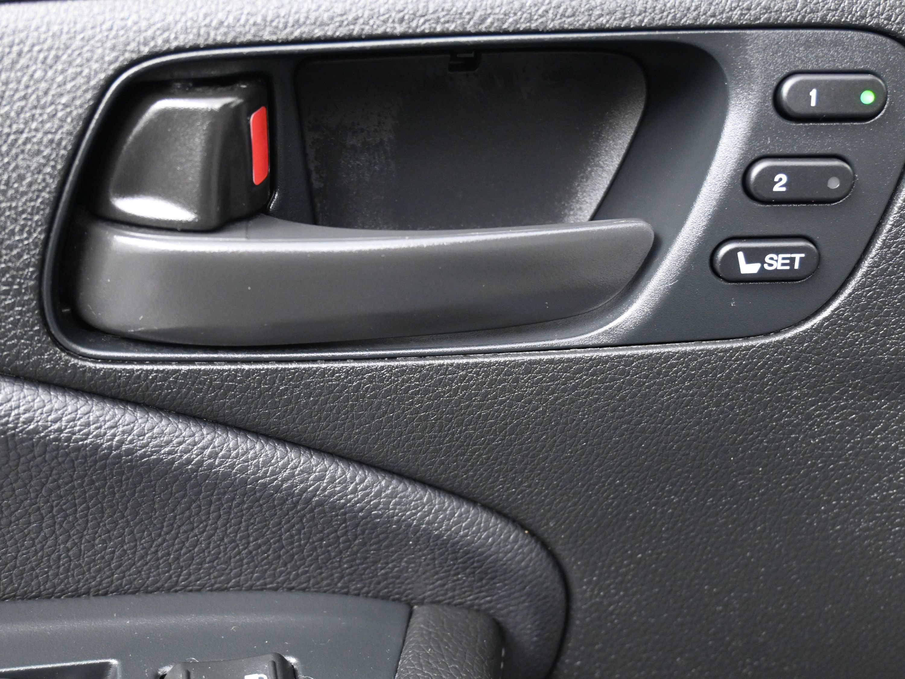 Used 2023 Honda Passport EX-L image 16