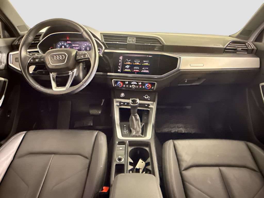 Used 2020 Audi Q3 2.0T Premium w/ Convenience Package AWD/4WD image 9