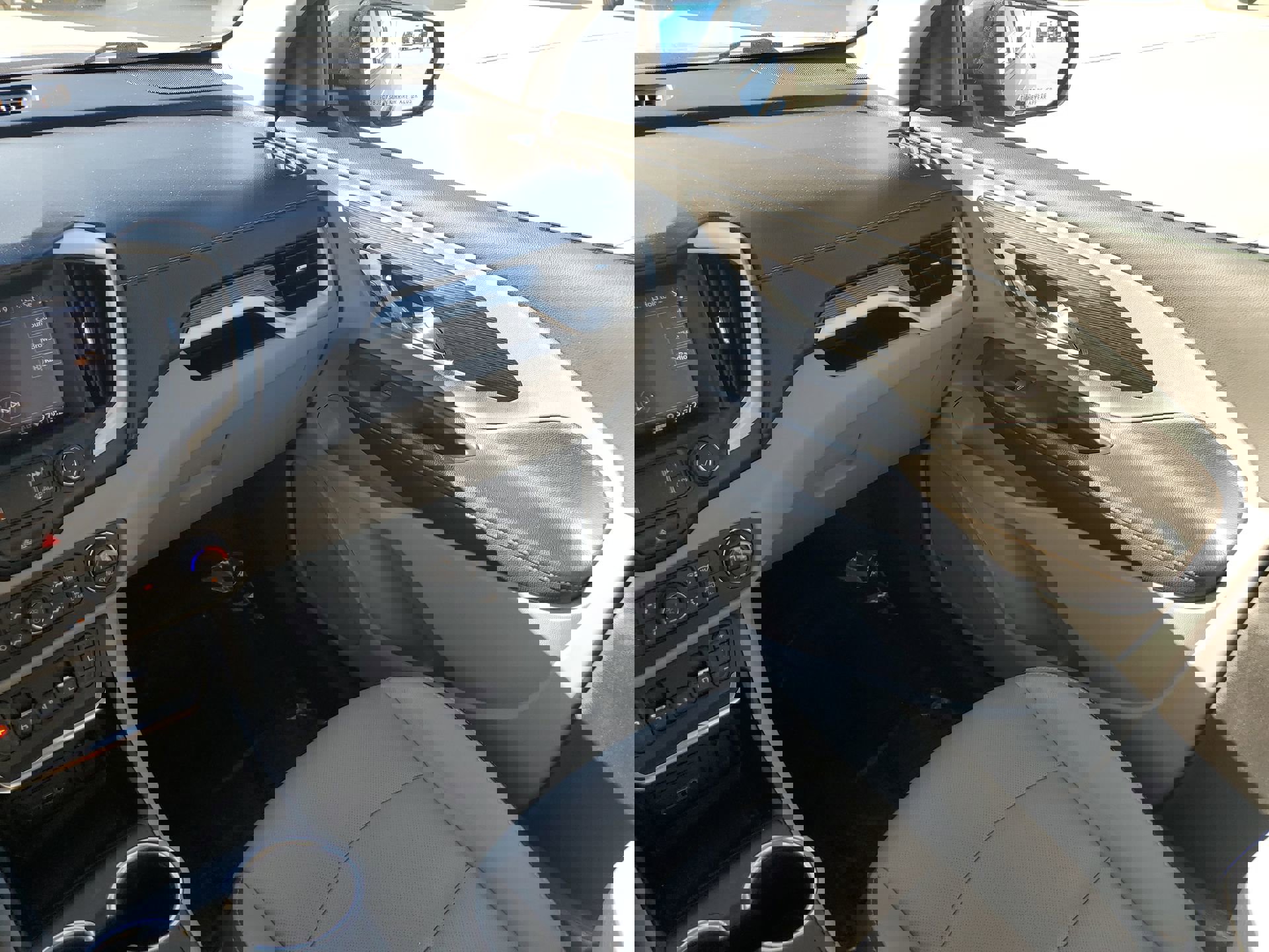 Used 2019 GMC Terrain SLT w/ Preferred Package image 11