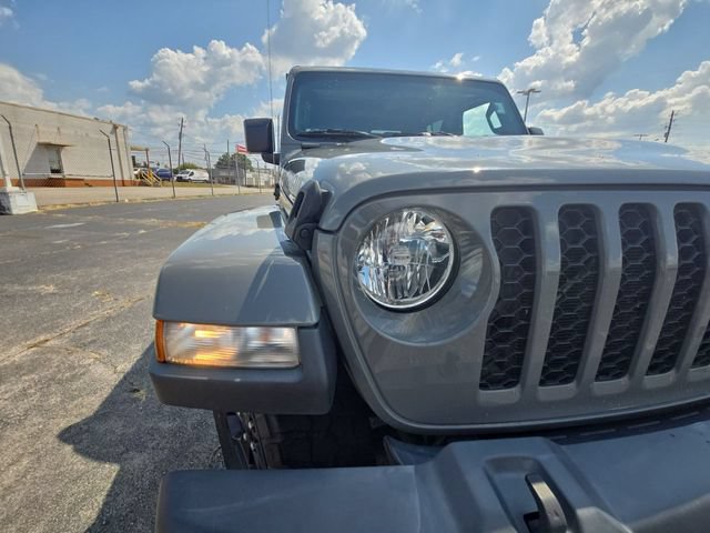 Used 2023 Jeep Gladiator Sport AWD/4WD image 27